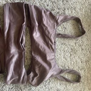 Alo sports metallic mauve sports bra and leggings set, size small/medium.
